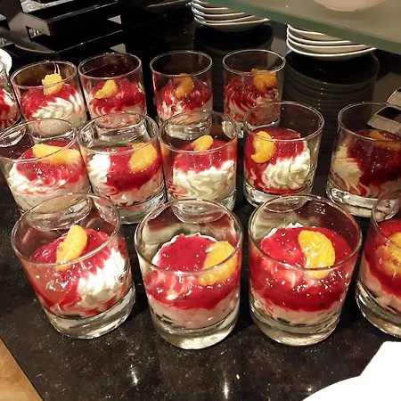 Arche Krakowska 4* ורשה