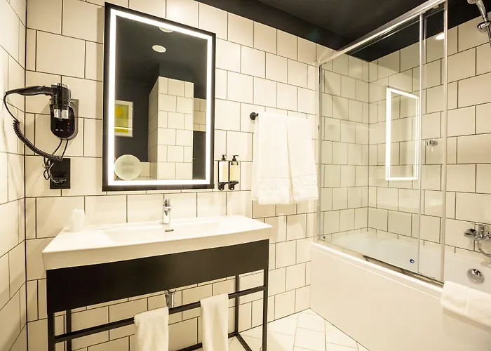 Hotel Arche Krakowska 4*