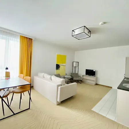 Arche Krakowska Hotell 4*