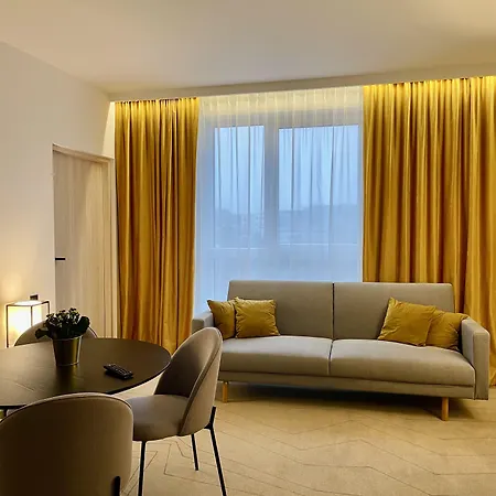 فندق Arche Krakowska 4*