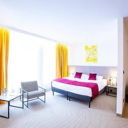 Arche Krakowska Ξενοδοχείο 4*