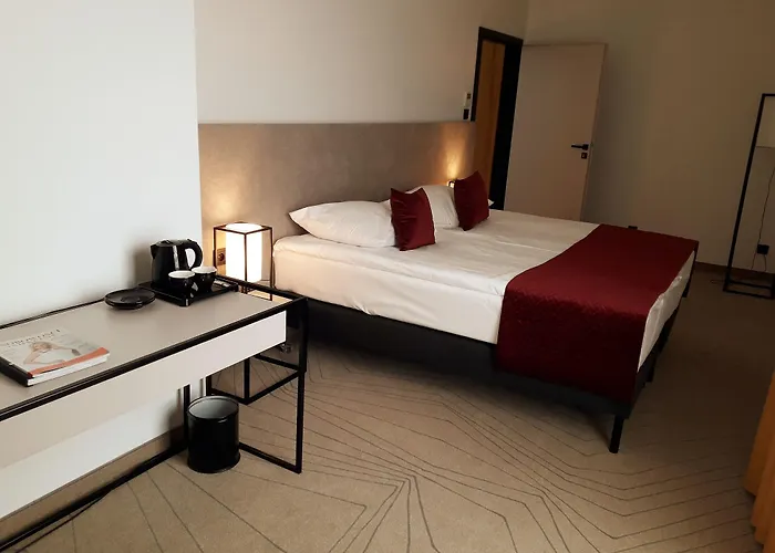 Hotel Arche Krakowska 4*