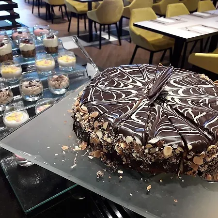 Arche Krakowska 4* Warszawa